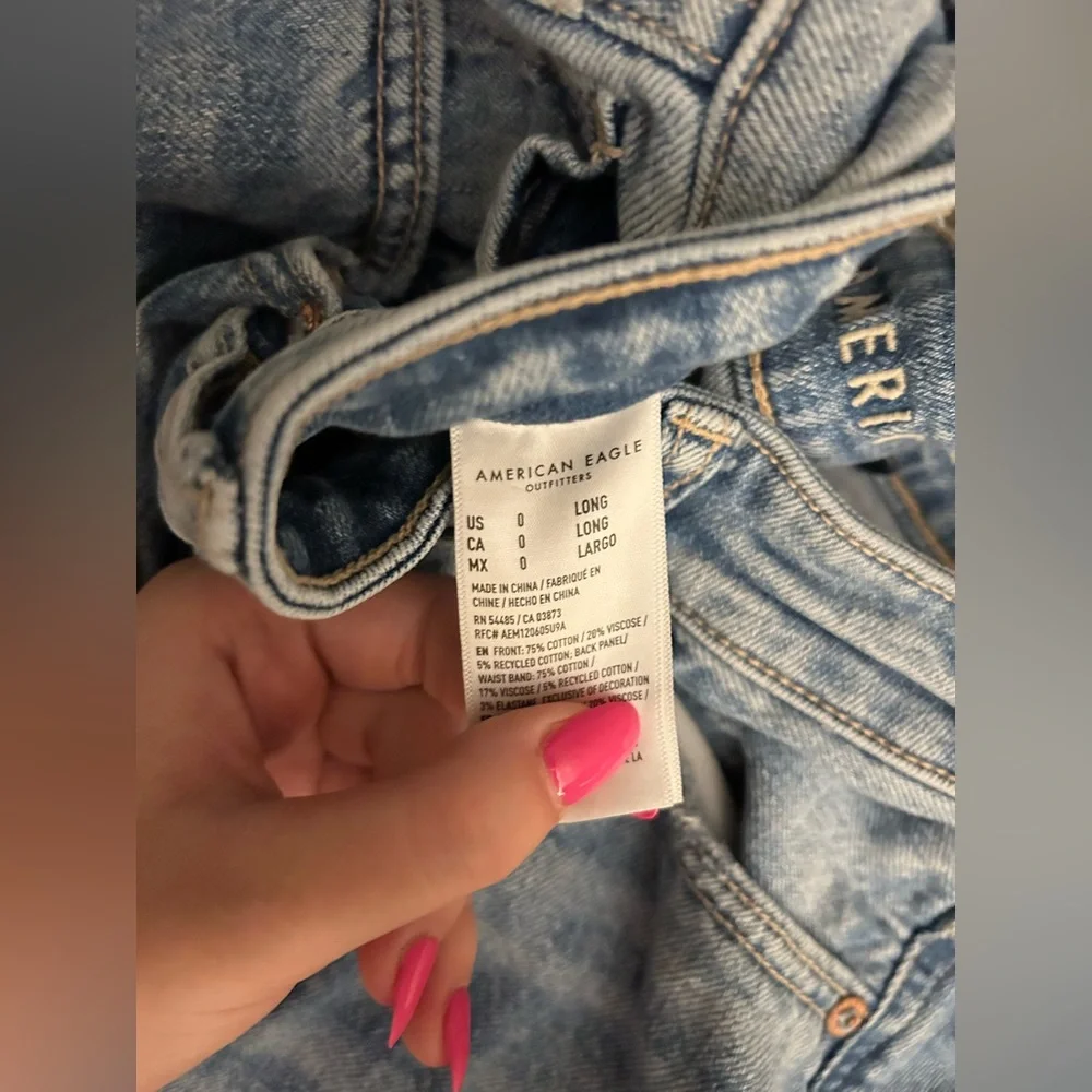 American Eagle Strigid Jeans - Picture 4 of 4